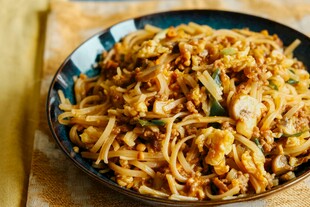 美味炒面诱人食欲