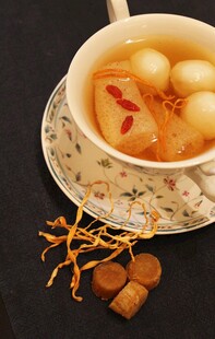 养生红枣桂圆枸杞茶