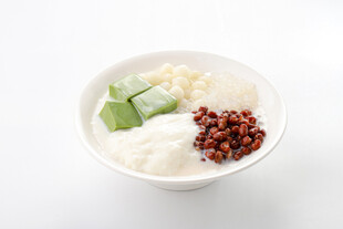 红豆冰豆花甜品