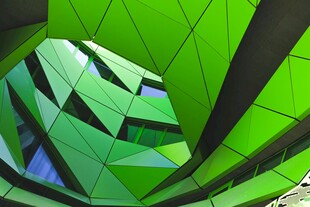 独特几何造型绿色建筑外观