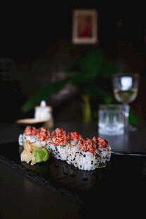 美味寿司摆盘展示