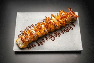 美味鸡肉串摆盘精致