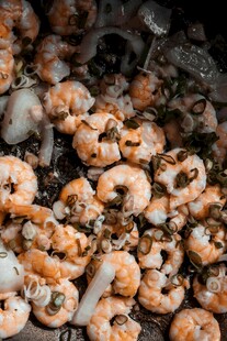 新鲜虾仁待烹饪