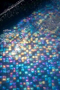 彩色马赛克泳池水面景观