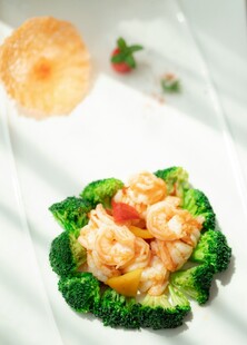 虾仁西兰花美食摆盘