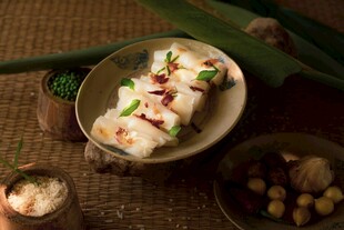 精致中式糕点摆拍展示