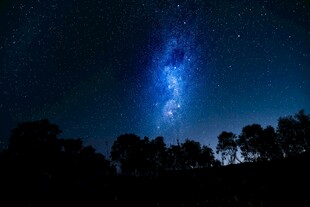 夜空下的璀璨星河