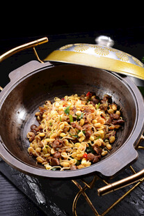 小豆芽炒肉