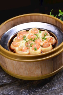 鲜虾蒸豆腐