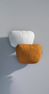 汽车座椅上的头枕 材料展示