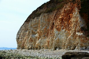 海边壮观岩石景观