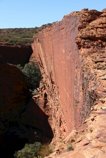 壮丽红色峡谷景观