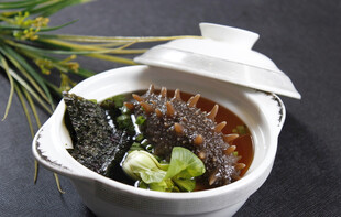日式盖碗海鲜蔬菜料理
