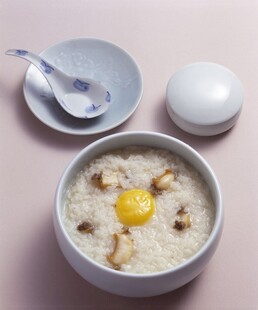 鸡蛋蘑菇粥