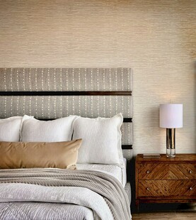 简约温馨卧室床头一角