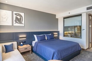 现代简约风格舒适卧室