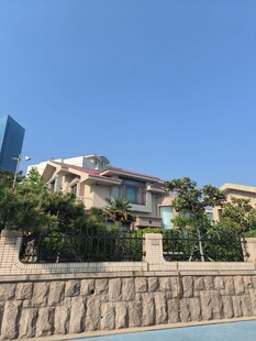 海边的精致住宅
