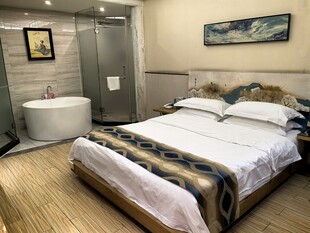 温馨舒适酒店客房展示