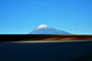 富士山远景壮丽风光