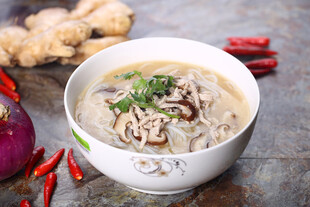香菇肉丝面