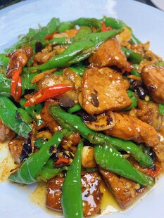 青椒炒肉