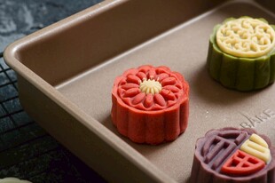 多彩精致月饼展示