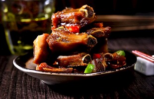 腊肉排骨