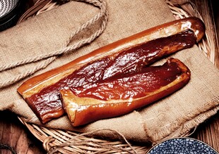 美味诱人的传统腌制腊肉