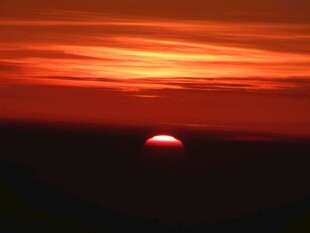 夕阳西下的壮丽景观