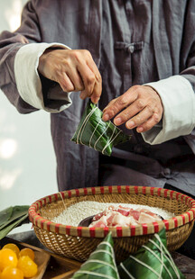 手工包粽子场景展示