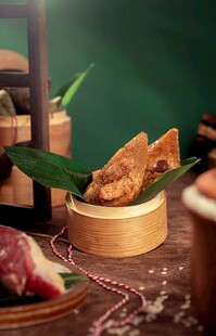 传统美味粽子与特色小吃