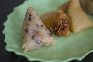 多彩馅料三角粽