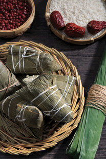 传统手工粽子及制作食材