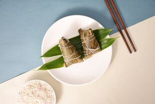 竹叶包裹的美味糯米卷