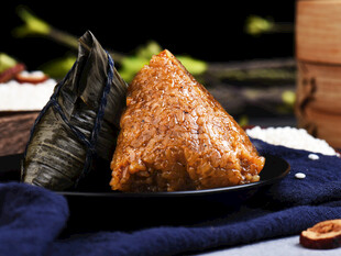 美味传统粽子特写展示