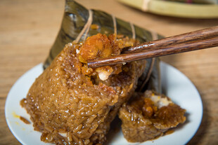 美味传统豆沙粽