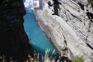 峡谷 水域 岩石