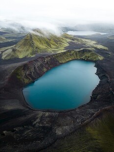 冰岛蓝湖火山景观