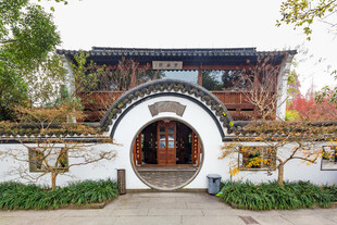 中式庭院拱门建筑景观
