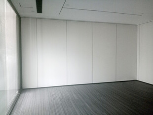 空旷现代风办公室室内场景