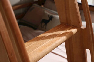 木质楼梯细节特写