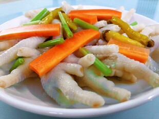 泡椒凤爪 