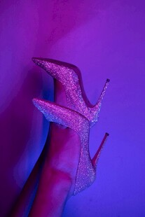 闪耀高跟美鞋特写