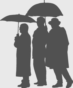 雨中行人剪影