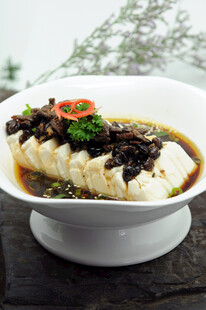 豆豉蒸豆腐