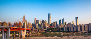 现代都市天际线壮丽景观