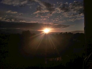 日落时分的美丽天空景色