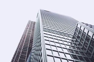 摩天大楼仰视图