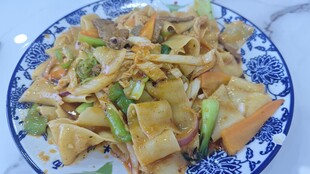 炒宽面