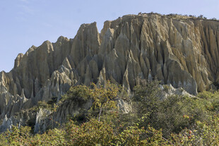 岩石 山峰 